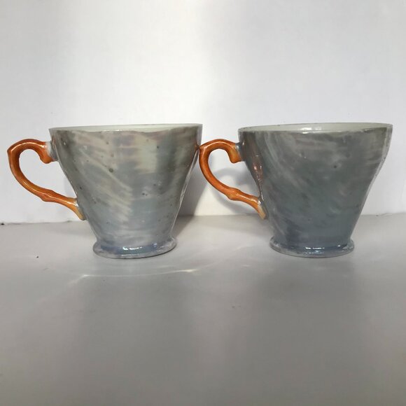 VTG Lusterware Japan Courting Couple Tea Cup Demitasse Set of 2 Hand Paint 2 oz - Picture 3 of 9
